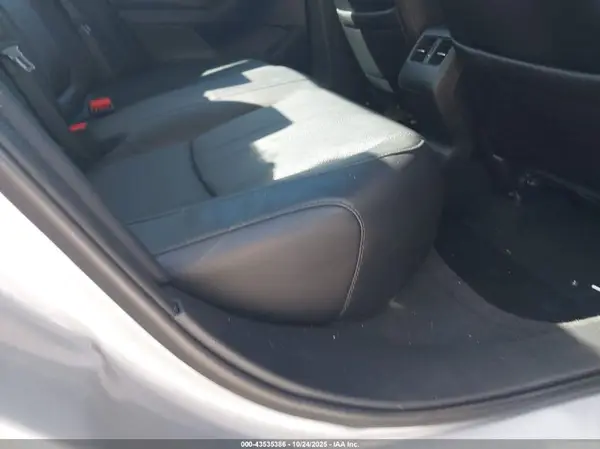1HGCV2F97JA036751 2018 HONDA ACCORD - Image 8