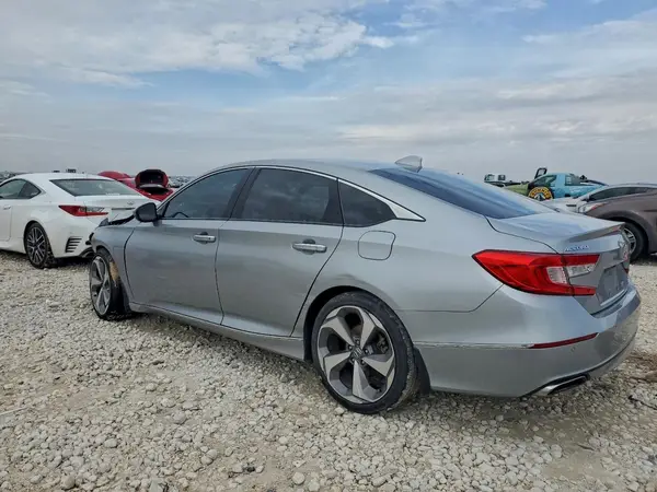 1HGCV2F97JA040962 2018 HONDA ACCORD - Image 2