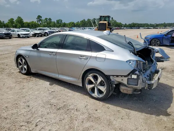 1HGCV2F97JA043974 2018 HONDA ACCORD - Image 2