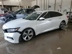 1HGCV2F97JA048608 2018 HONDA ACCORD