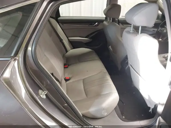 1HGCV2F97JA051136 2018 HONDA ACCORD - Image 8