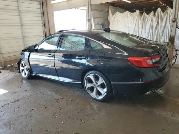 1HGCV2F97JA053047 2018 HONDA ACCORD - Image 2