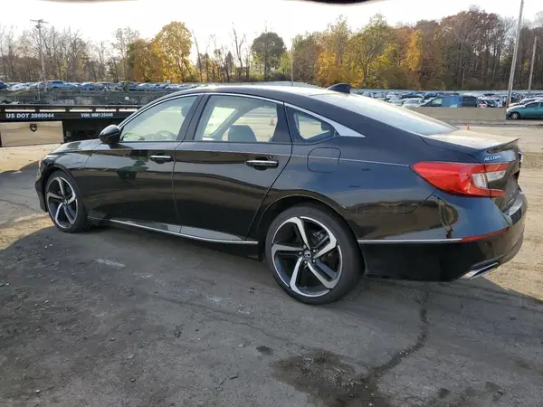1HGCV2F97KA003704 2019 HONDA ACCORD - Image 2