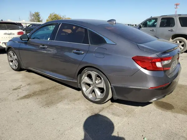 1HGCV2F97KA020857 2019 HONDA ACCORD - Image 2