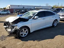 1HGCV2F97KA032961 2019 HONDA ACCORD