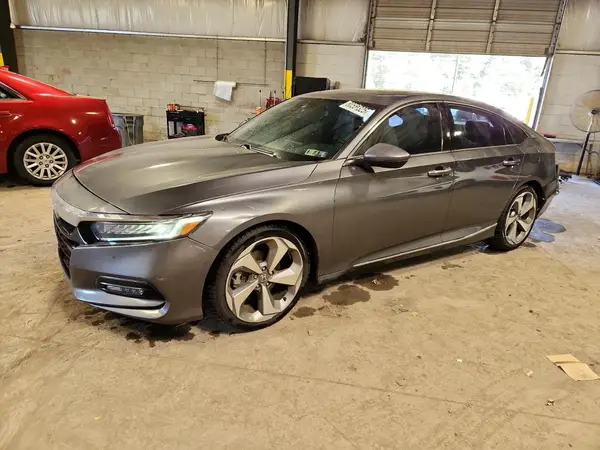 1HGCV2F98JA003046 2018 HONDA ACCORD - Image 1