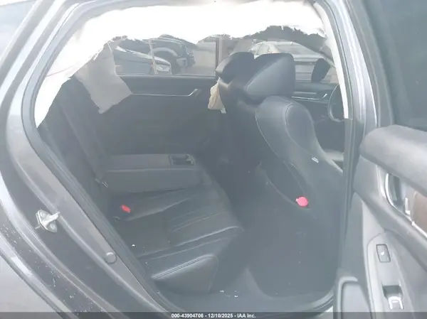 1HGCV2F98JA004990 2018 HONDA ACCORD - Image 8