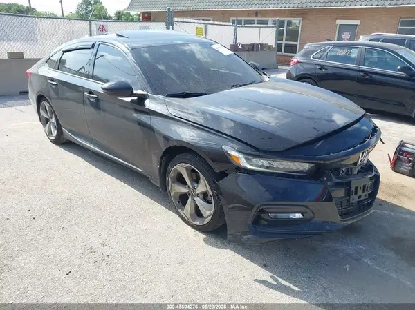 1HGCV2F98JA010904 2018 HONDA ACCORD - Image 1