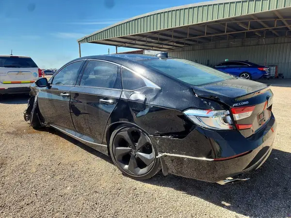 1HGCV2F98JA023703 2018 HONDA ACCORD - Image 2