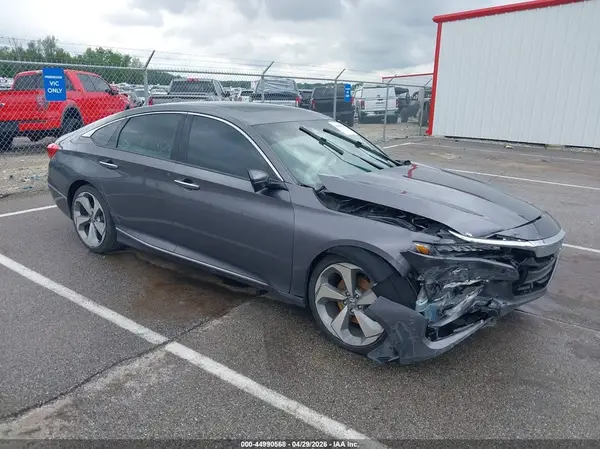 1HGCV2F98JA031882 2018 HONDA ACCORD - Image 1