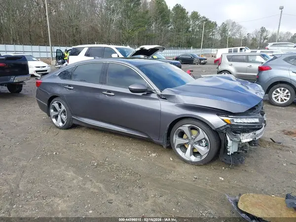 1HGCV2F98JA045491 2018 HONDA ACCORD - Image 1
