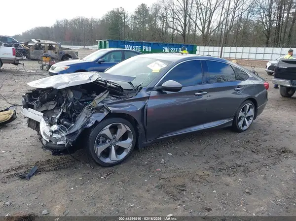 1HGCV2F98JA045491 2018 HONDA ACCORD - Image 2