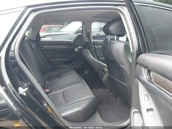 1HGCV2F98JA053848 2018 HONDA ACCORD - Image 8