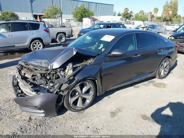 1HGCV2F98KA004859 2019 HONDA ACCORD - Image 2