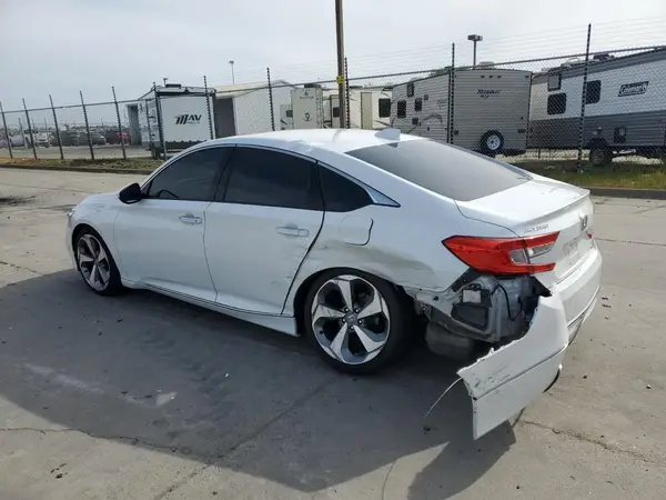 1HGCV2F98KA036100 2019 HONDA ACCORD - Image 2