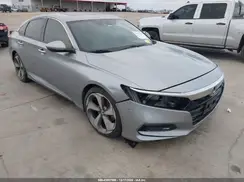 1HGCV2F99JA008806 2018 HONDA ACCORD