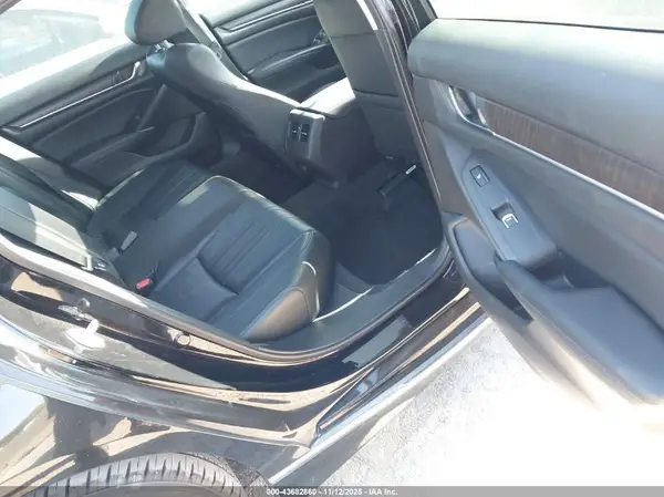 1HGCV2F99JA013035 2018 HONDA ACCORD - Image 8