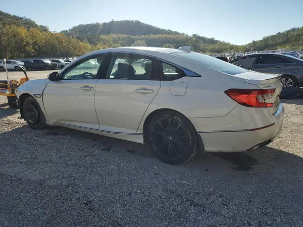 1HGCV2F99JA016968 2018 HONDA ACCORD - Image 2