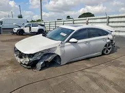 1HGCV2F99JA028263 2018 HONDA ACCORD