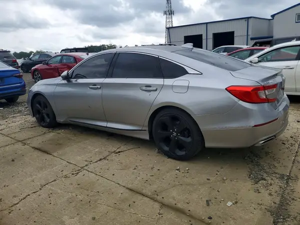 1HGCV2F99JA028750 2018 HONDA ACCORD - Image 2