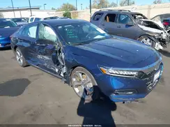 1HGCV2F99JA043216 2018 HONDA ACCORD