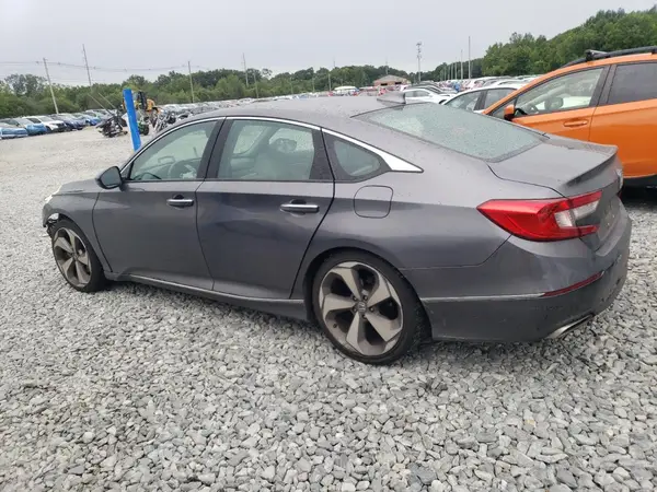 1HGCV2F99JA044639 2018 HONDA ACCORD - Image 2