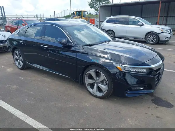 1HGCV2F99JA045077 2018 HONDA ACCORD - Image 1