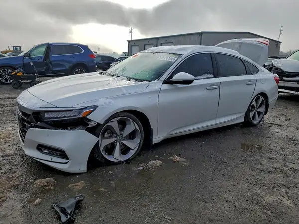 1HGCV2F99JA048285 2018 HONDA ACCORD - Image 1