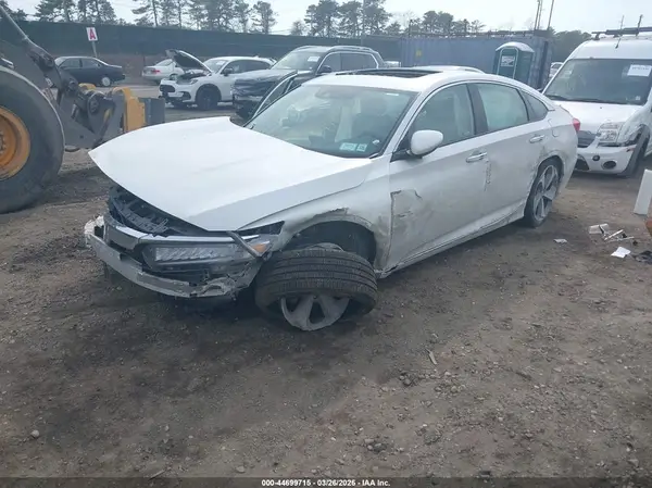1HGCV2F99JA049565 2018 HONDA ACCORD - Image 2