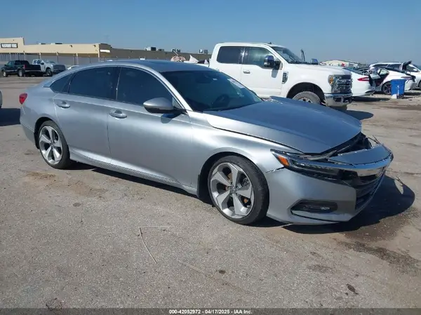 1HGCV2F99JA049890 2018 HONDA ACCORD - Image 1