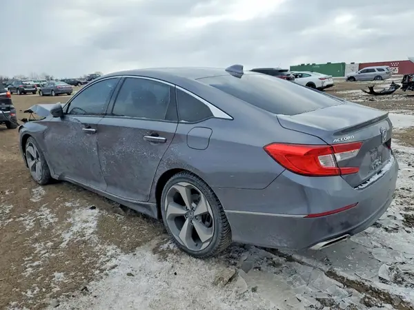 1HGCV2F99JA051204 2018 HONDA ACCORD - Image 2