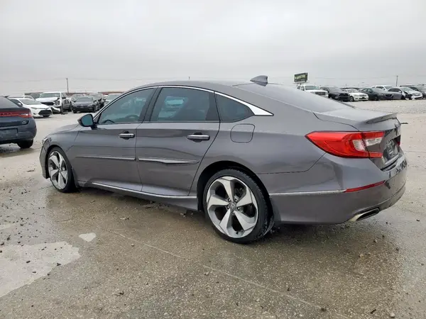 1HGCV2F99JA051218 2018 HONDA ACCORD - Image 2