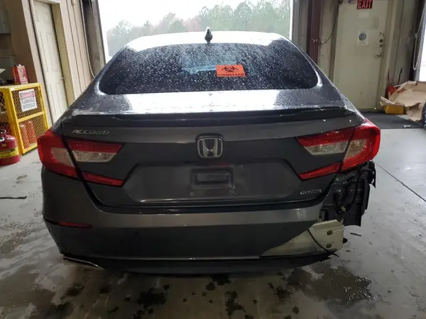 2019 HONDA ACCORD auction photo 6