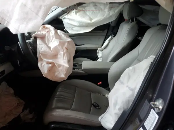 2019 HONDA ACCORD auction photo 7