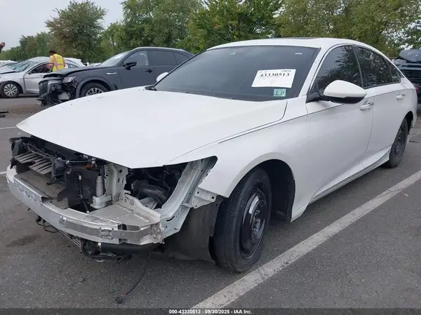 1HGCV2F99NA014630 2022 HONDA ACCORD - Image 2