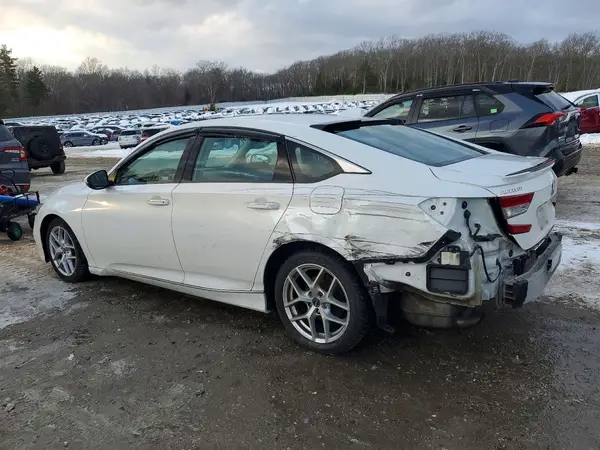 1HGCV2F9XJA002481 2018 HONDA ACCORD - Image 2