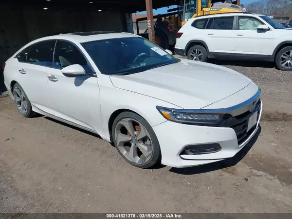 1HGCV2F9XJA005719 2018 HONDA ACCORD - Image 1