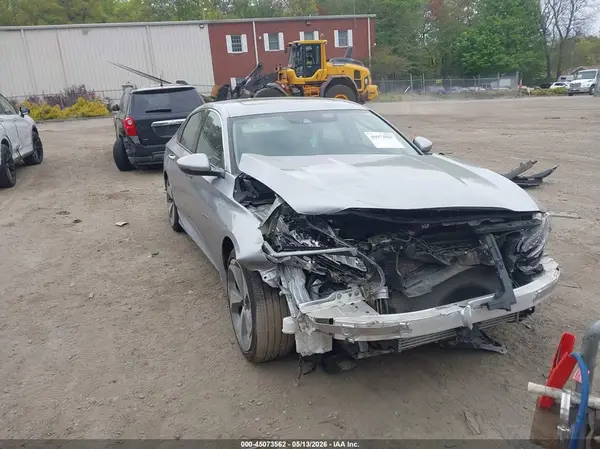 1HGCV2F9XJA013691 2018 HONDA ACCORD - Image 1