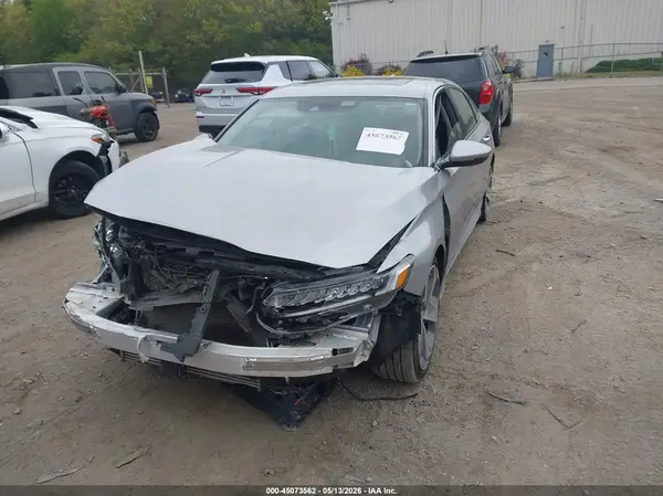1HGCV2F9XJA013691 2018 HONDA ACCORD - Image 2