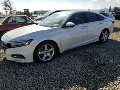 1HGCV2F9XJA018017 2018 HONDA ACCORD
