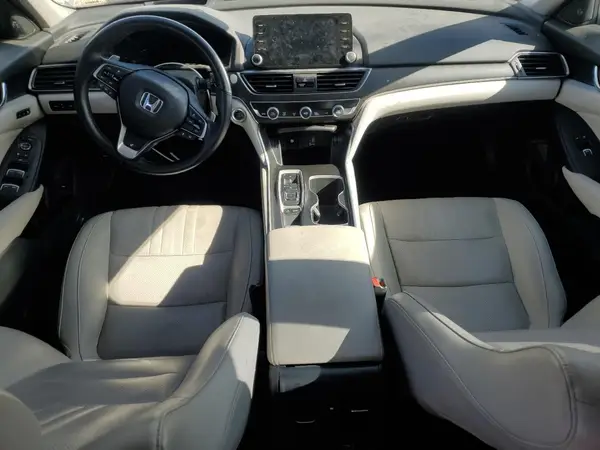 1HGCV2F9XJA018017 2018 HONDA ACCORD - Image 8