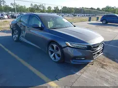 1HGCV2F9XJA021158 2018 HONDA ACCORD