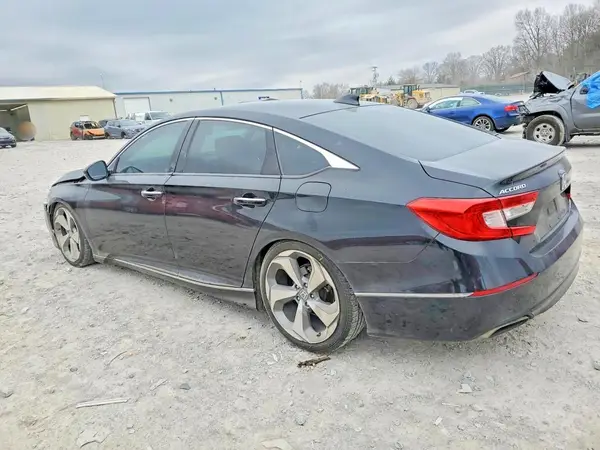 1HGCV2F9XJA025565 2018 HONDA ACCORD - Image 2
