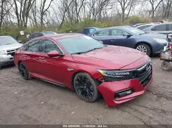1HGCV2F9XJA028059 2018 HONDA ACCORD