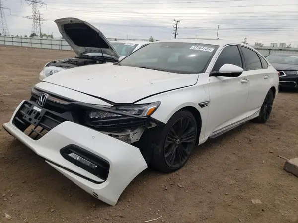 1HGCV2F9XJA028241 2018 HONDA ACCORD - Image 1