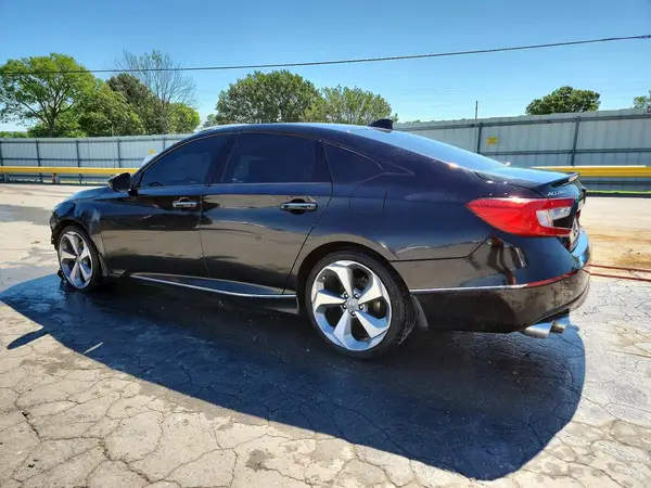 1HGCV2F9XJA029504 2018 HONDA ACCORD - Image 2