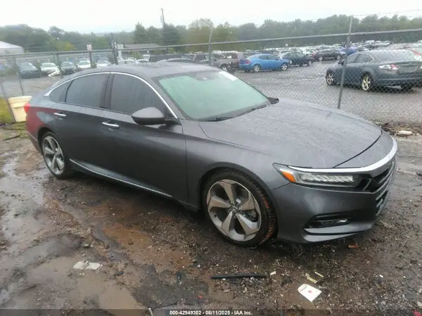1HGCV2F9XJA040924 2018 HONDA ACCORD - Image 1