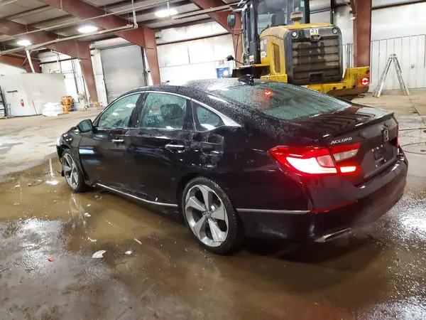 1HGCV2F9XJA053835 2018 HONDA ACCORD - Image 2