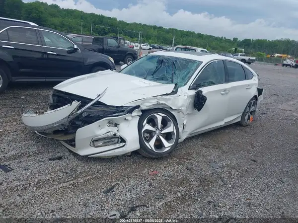 1HGCV2F9XJA054127 2018 HONDA ACCORD - Image 2