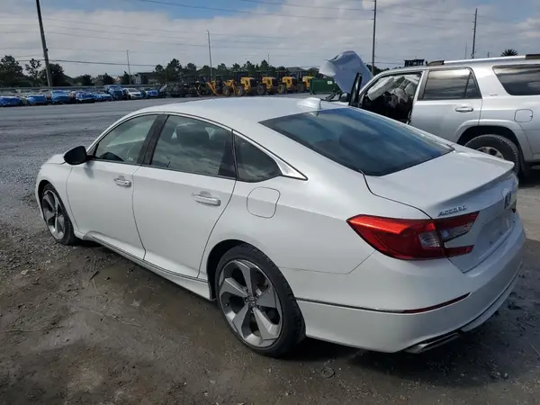 1HGCV2F9XKA034199 2019 HONDA ACCORD - Image 2